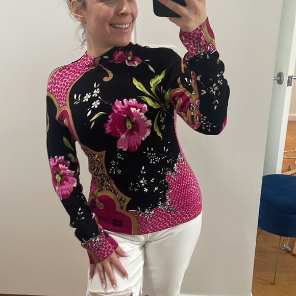 Sweaters - Pink & Black Floral Low Turtleneck Sweater